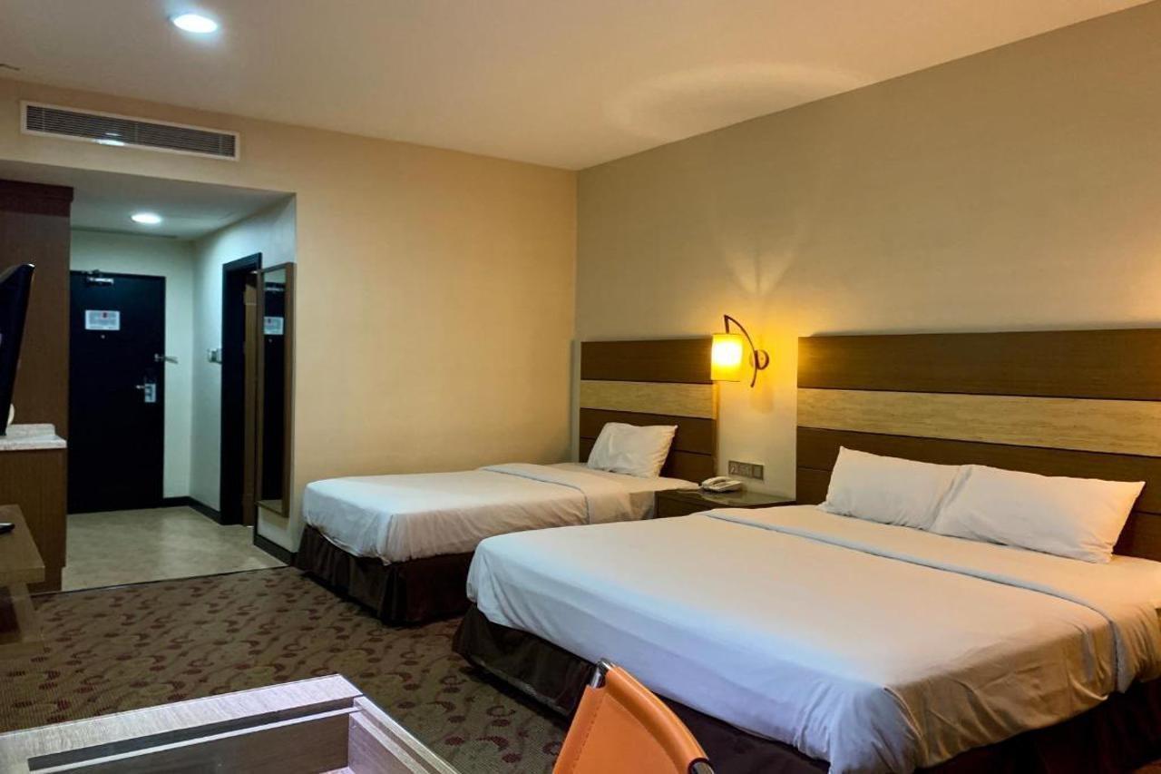 Sento Hotel Keningau Esterno foto