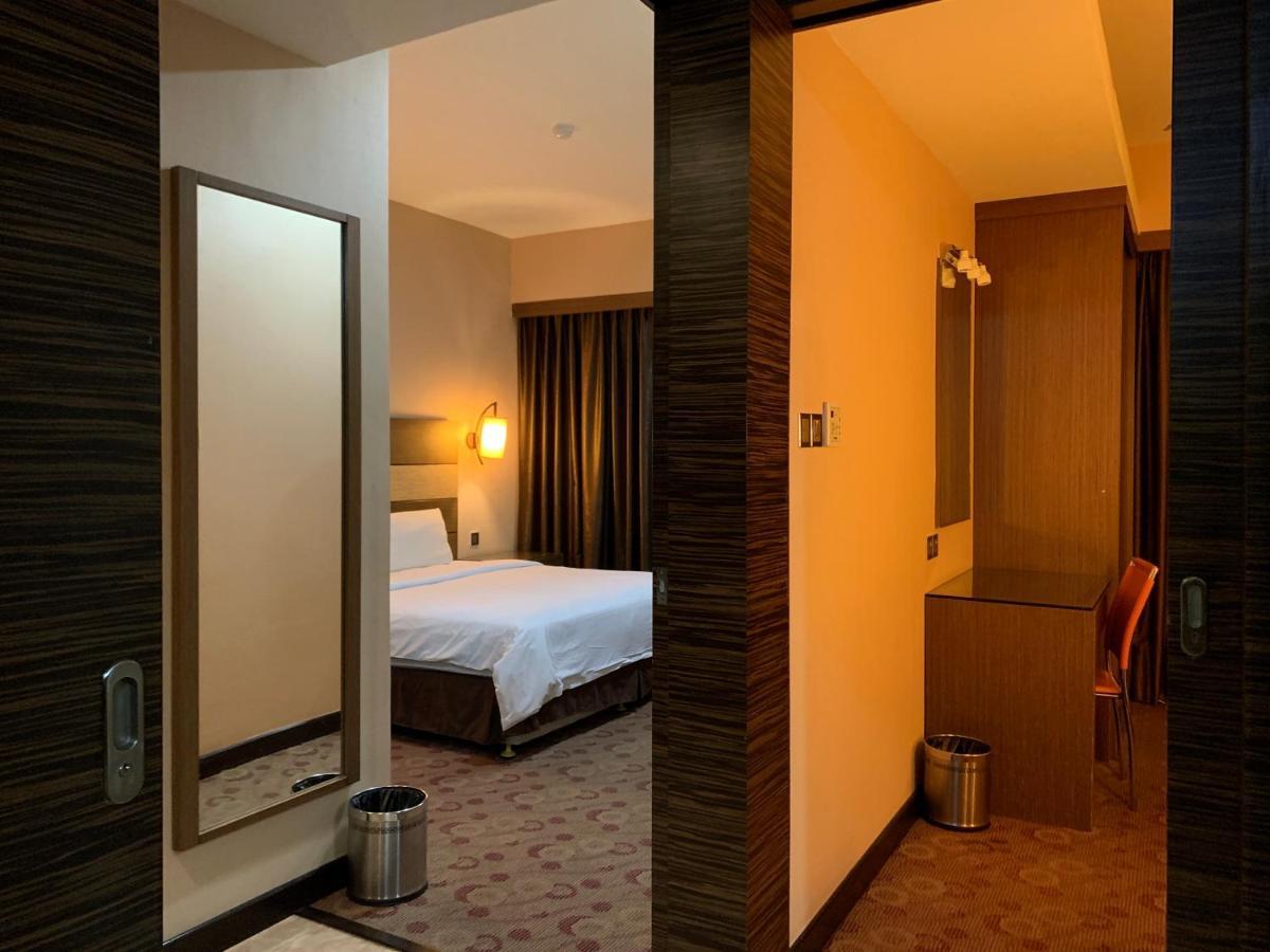 Sento Hotel Keningau Esterno foto